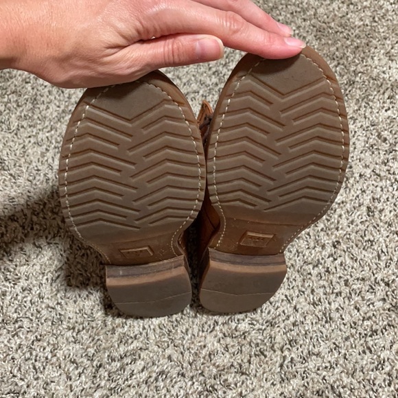 Frye Veronica 76276 Combat Boots - Picture 8 of 8